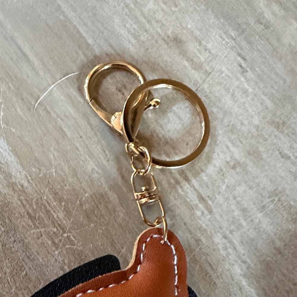 Bag charms NEW without tags . Set of 2 - Picture 2 of 4